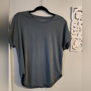 Stylus Sandwash tee size small